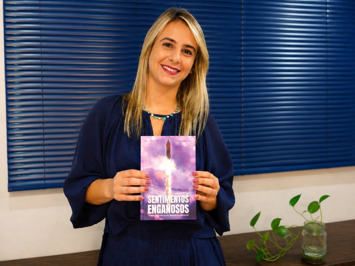 Patrícia Baylon vai compartilhar trechos da obra durante o lançamento
