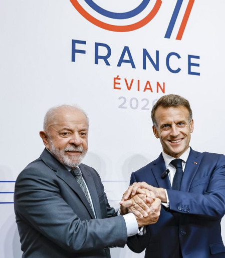 Lula tem encontros com presidentes da França e da Suíça