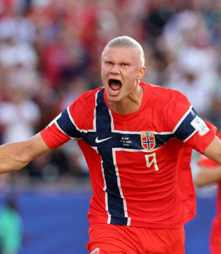 Noruega goleia Iraque em retorno à Copa; Haaland marcou dois gols