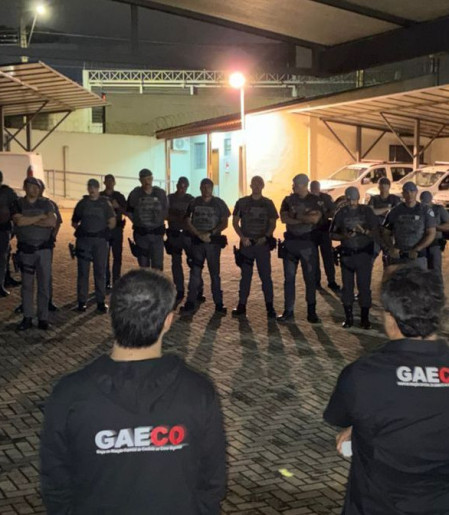 Agentes do Gaeco e da polícia cumpriram os mandados