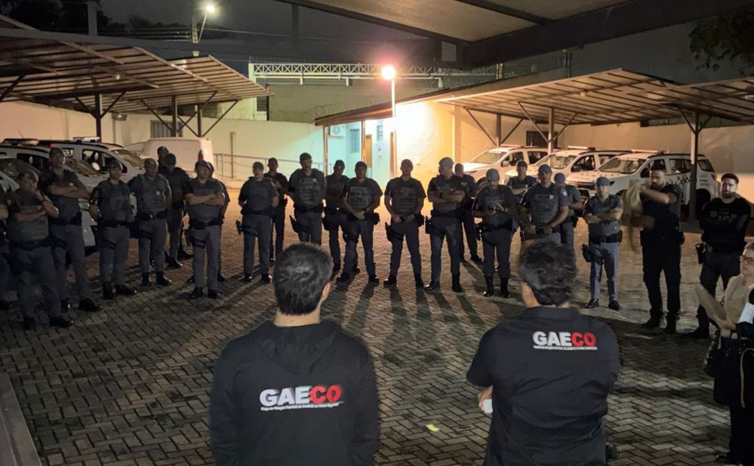 Agentes do Gaeco e da polícia cumpriram os mandados