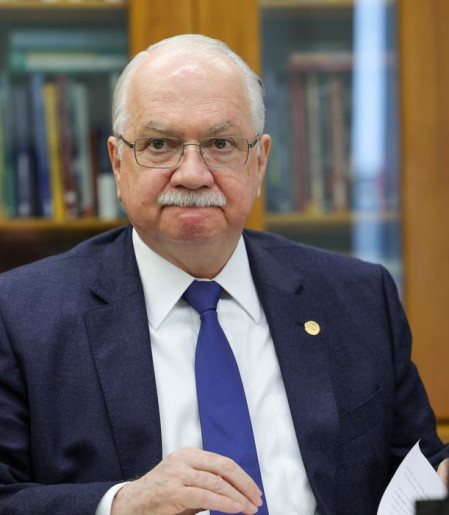 Fachin diz que espera regras do STF para supersalários ainda em junho 