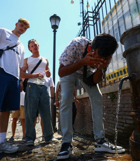 França: 40 pessoas morrem afogadas em meio a onda de calor