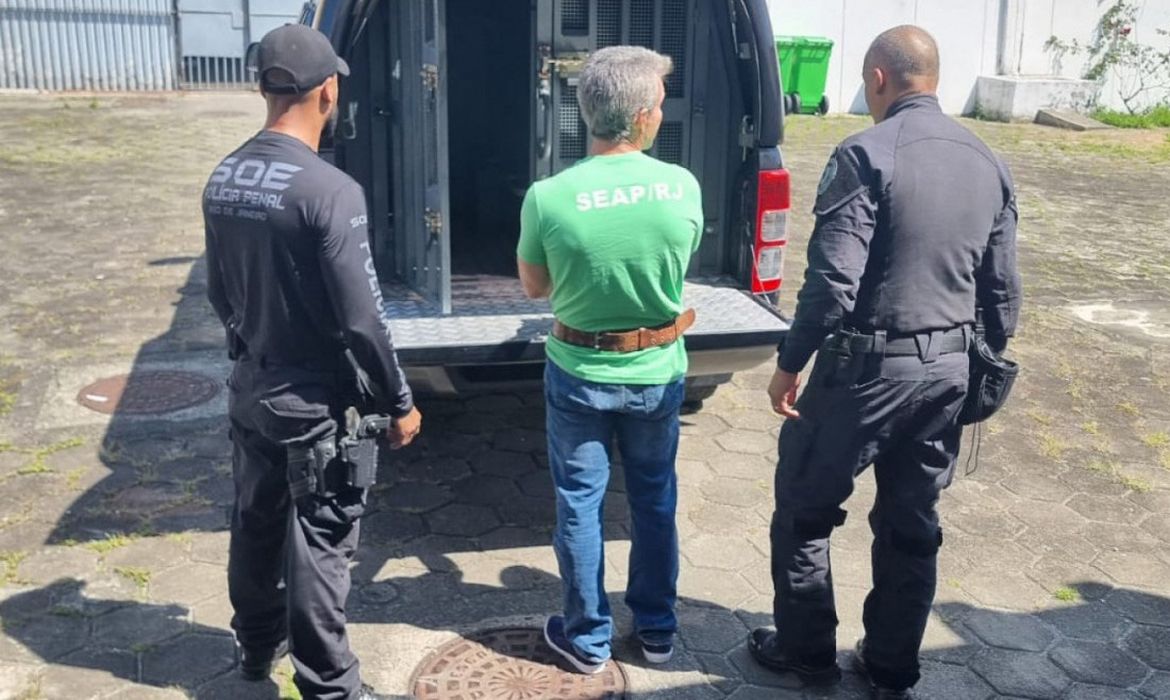 STJ decide que Rogério Andrade deve permanecer em presídio federal