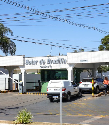 Defesa de Bolsonaro pede a Moraes que prorrogue prisão domiciliar