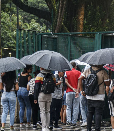 Temperatura máxima fica abaixo de 14ºC nesta quarta-feira em SP