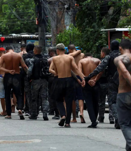 Operação Contenção: 17% dos policiais retiraram as câmeras corporais