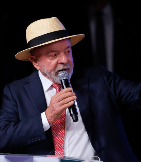 Lula parabeniza Colômbia após eleição com vitória da direita