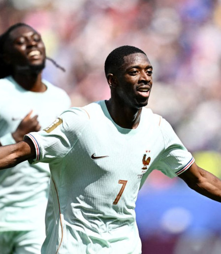 França aplica 4 a 1 na Noruega e termina em 1º no Grupo I da Copa
