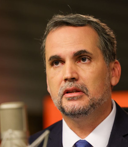 Bloqueio de R$ 23,7 bi não afetará serviços e benefícios, diz Moretti