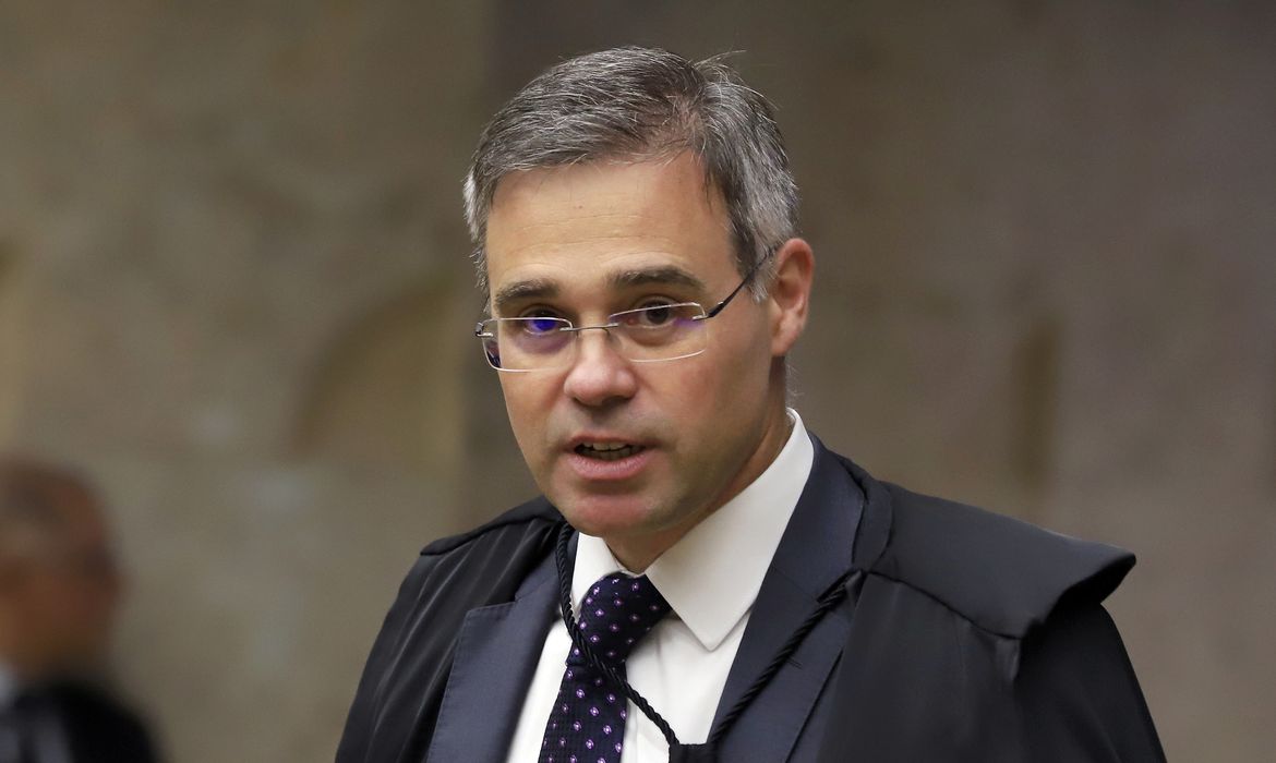 Mendonça vai comandar apuração sobre dinheiro de Vorcaro em Dark Horse