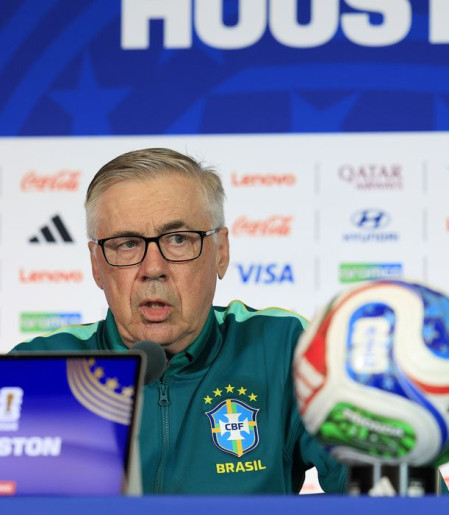 Ancelotti omite escalação do Brasil na véspera do duelo contra o Japão