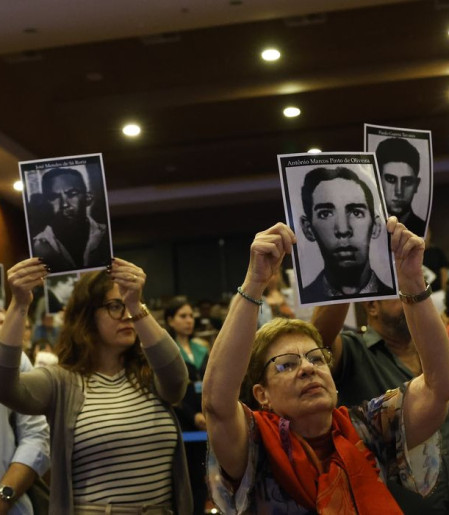 Famílias de vítimas da ditadura recebem novas certidões retificadas
