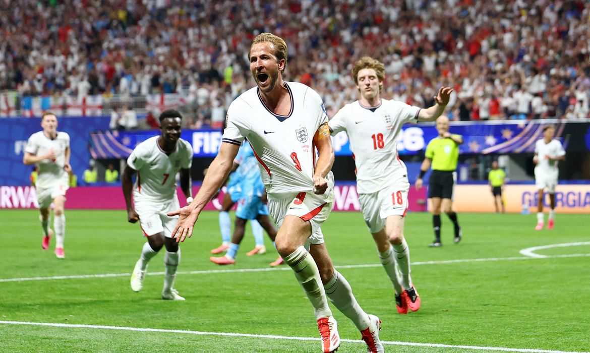 Inglaterra elimina RD Congo com dois gols de Kane e avança às oitavas 