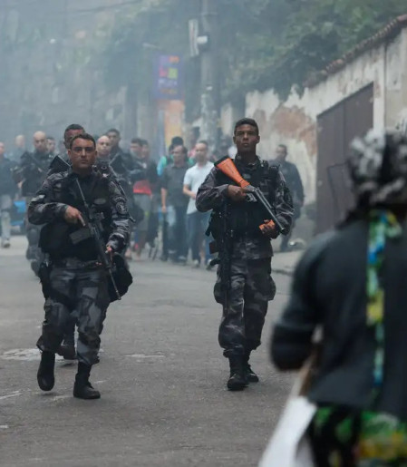 Classificar PCC e CV como terroristas favorece o crime, diz secretário