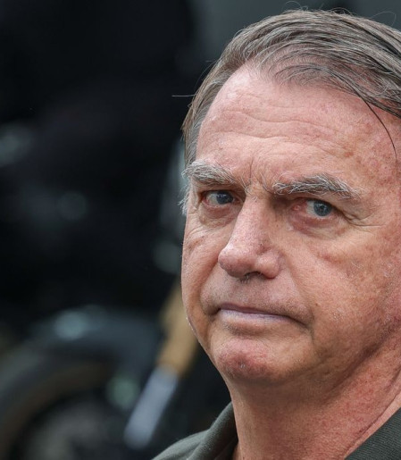 PGR defende que Bolsonaro seja mantido em prisão domiciliar 