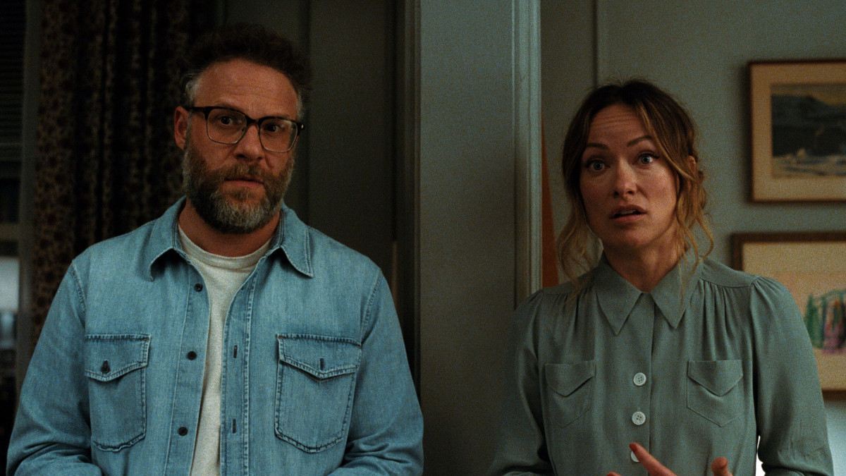 Seth Rogen e Olivia Wilde protagonizam O Convite, comédia que transforma um simples jantar entre vizinhos em uma sucessão de revelações inesperadas e situações tão constrangedoras quanto divertidas