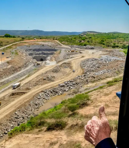 Lula inaugura túnel de transposição das águas do São Francisco no RN