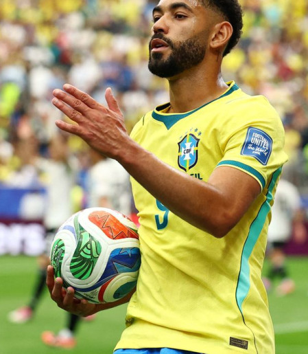 Matheus Cunha agradece "respeito" ao Brasil, mas rechaça favoritismo