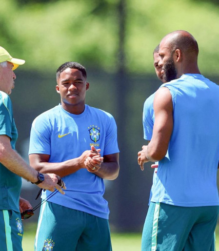 Brasil faz último treino antes de encarar Noruega pelas oitavas