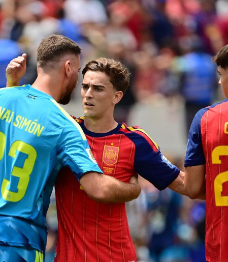 Espanha e Portugal, EUA e Bélgica jogam hoje pelas oitavas da Copa