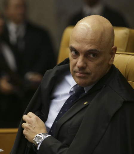 STF dá 48h para tribunais explicarem pagamentos acima do limite a juiz