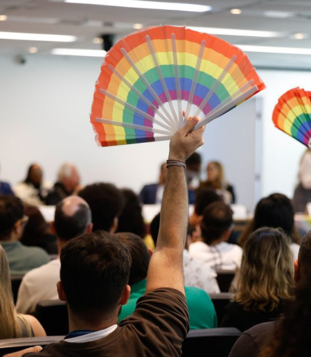 Governo diz que vai acertar salários do programa Rio Sem LGBTIfobia
