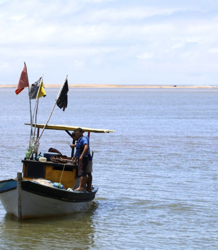 Pescadores artesanais começam a receber seguro-defeso retroativo