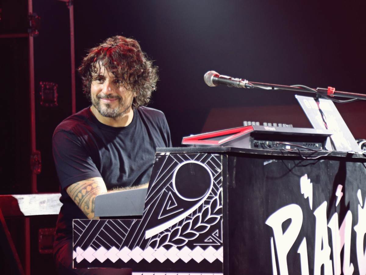 Glaucio Cristelo apresenta no Teatro Pedro II um espetáculo que une a força do rock ao protagonismo do piano