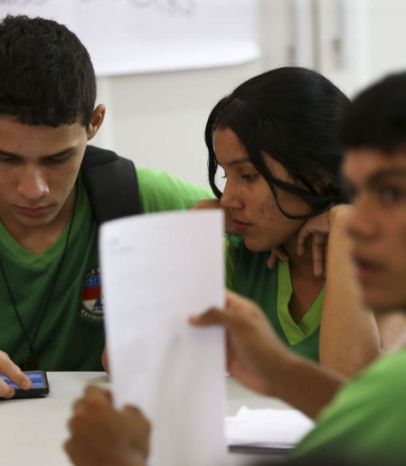  Inclusão digital no Brasil é feita pela metade, mostra pesquisa 