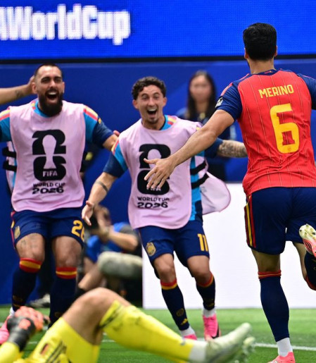 Espanha vai à semifinal e frustra sonho belga; Merino decide outra vez