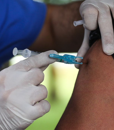Gripe: Anvisa aprova nova vacina com 73% de eficácia 