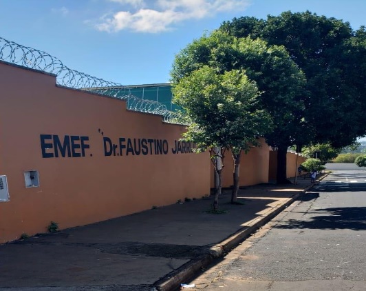 Escola municipal Faustino Jarruche, na zona Oeste da cidade