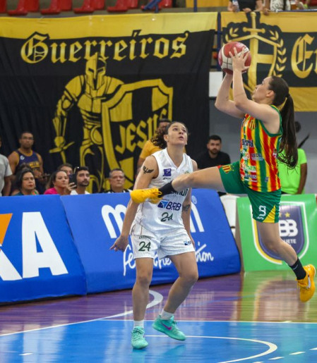 Cerrado vence e força 3º jogo contra Sampaio por vaga na final da LBF