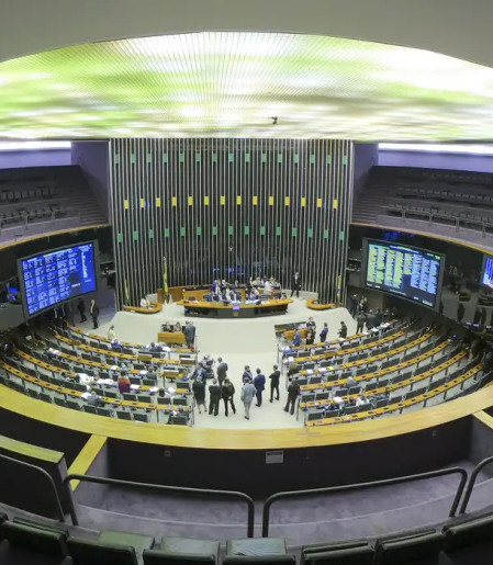 Câmara diz ao STF que não há irregularidades em indicações de emendas