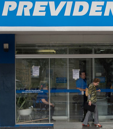 Governo destina R$ 547 milhões para ressarcir beneficiários do INSS
