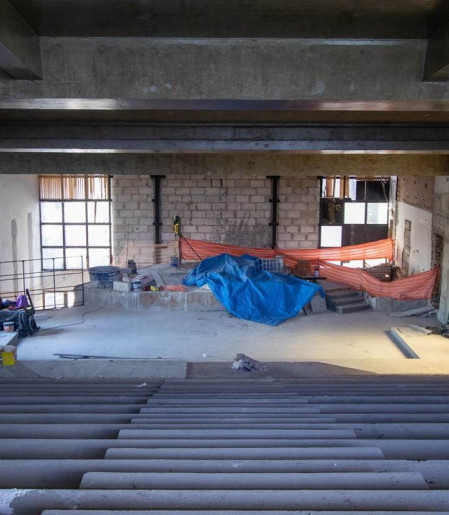 Plenário da Casa, com obras paralisadas: sem previstão de entrega