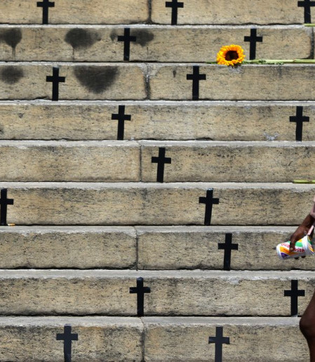 Mortes violentas caem 8,2% no país em 2025; feminicídios aumentam 4%
