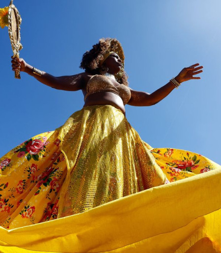 Mulheres negras marcham no Rio por direitos e pelo bem-viver 