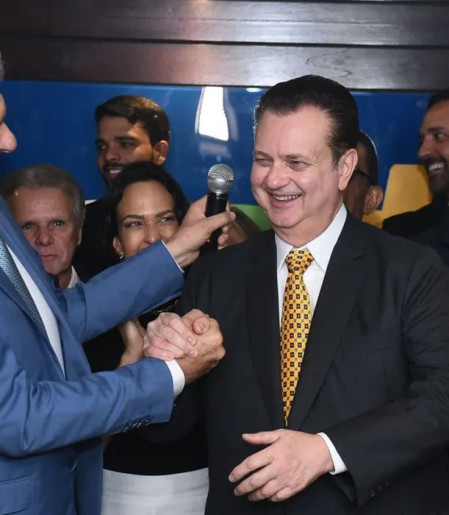PSD oficializa candidatura de Caiado à presidência da República