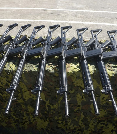 Forças de segurança do RJ terão de fazer recadastramento de armas