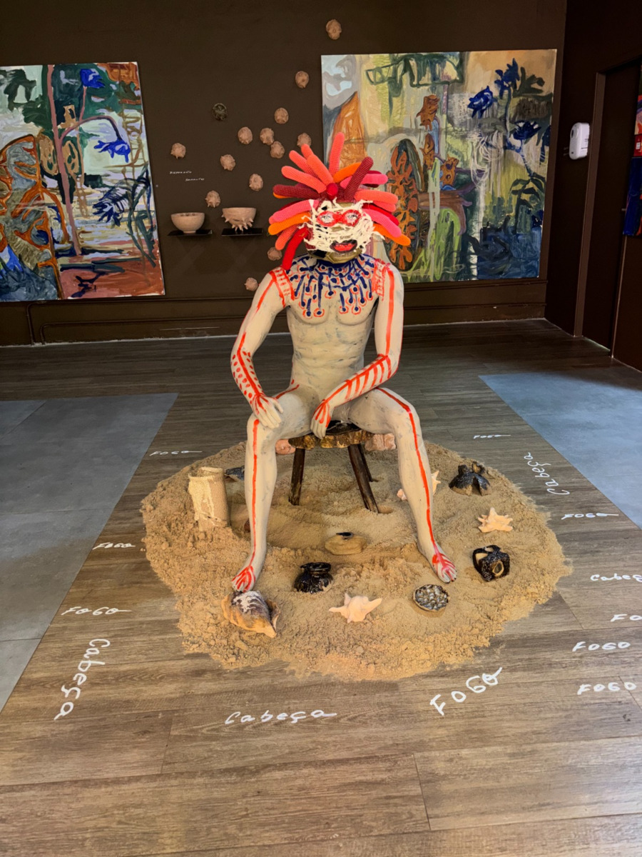 A exposição Planeta Permitido apresenta obras de Carlos Tarocco inspiradas na natureza e na expressão dos sentimentos