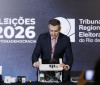 TRE-RJ abre urna para o público e defende segurança do voto eletrônico