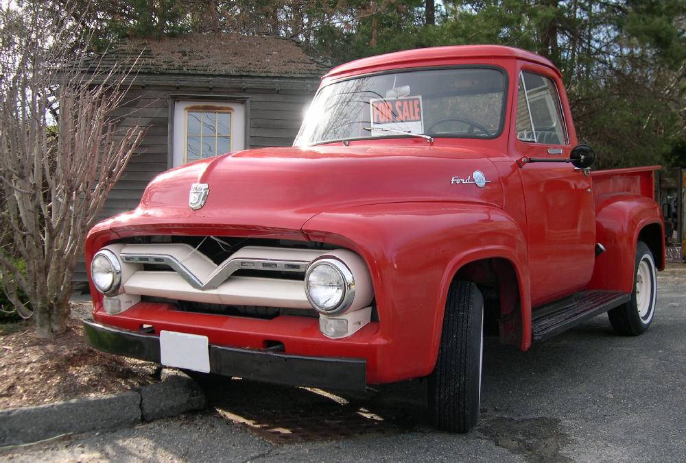Ford F-100
