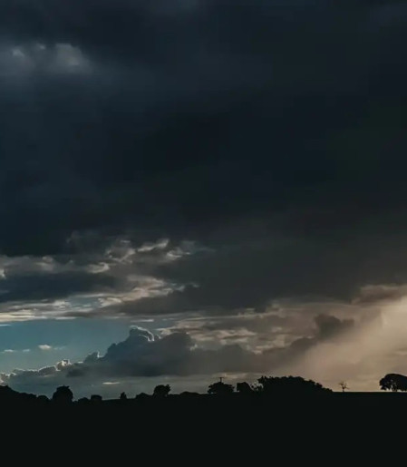 Rio Grande do Sul terá chuva intensa e ventos de até 100 km/h
