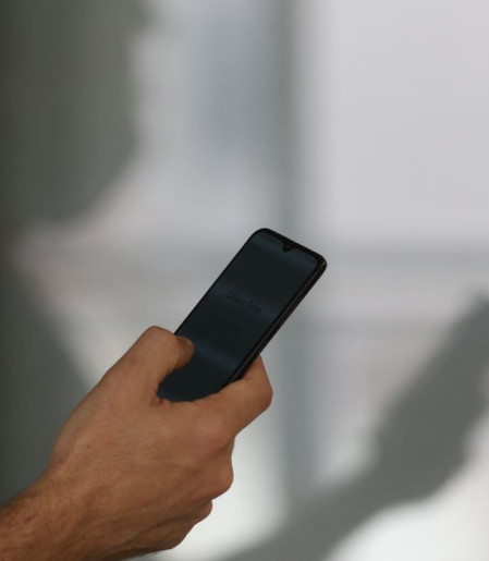 Mais de 830 mil celulares foram subtraídos em 2025, aponta relatório