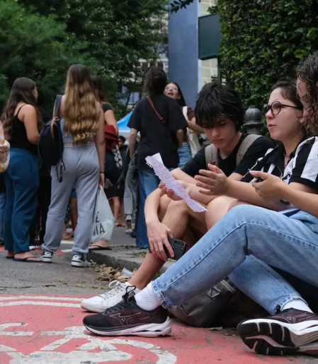 Saeb 2025: Brasil recupera nível pré-pandemia, mas ainda tem gargalos