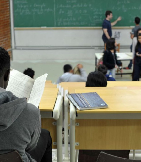 Fies começa a convocar nesta sexta estudantes em lista de espera