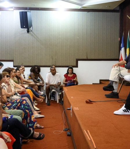 Memória é fundamental na literatura, diz escritor Milton Hatoum