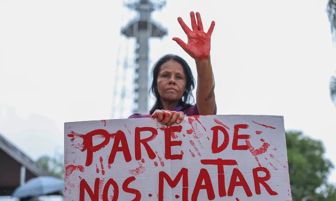 Agressões domésticas contra mulheres crescem 28,9% em dias de futebol